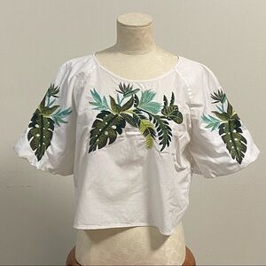 Zara Basics Shirt Women’s Size Medium White Crop Green Palm Embroidered Top